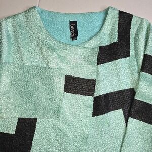 BEREK Women's Mint Green Size 0‎ / Small Long Sleeve With Black Top -1364